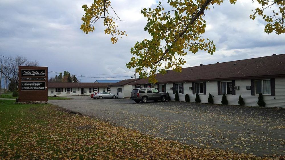 The Walla Walla Inn Rainy River エクステリア 写真